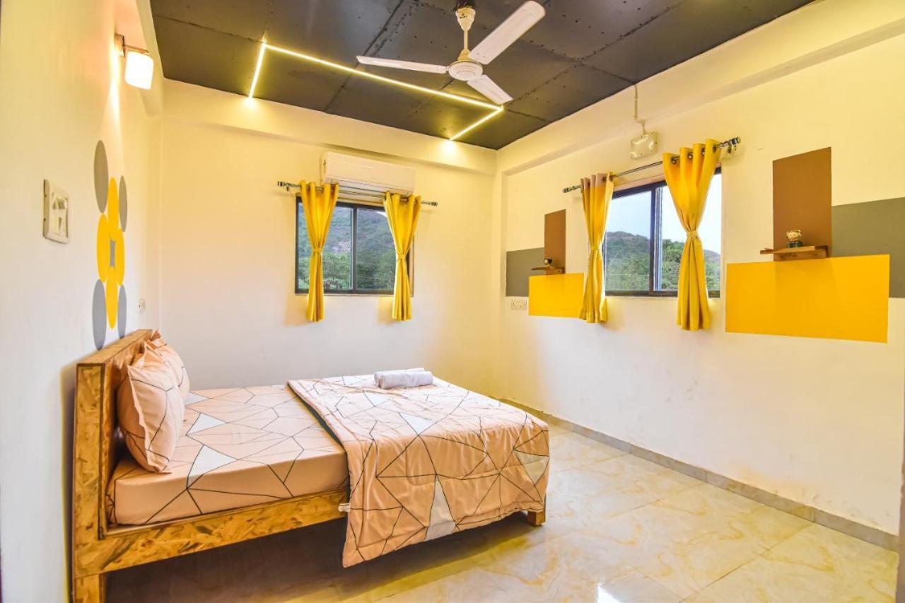 Empyrean Stay Ll 3Bhk Ll Jaguar Villa Ll Ac Ll Pvt Pool Ll Luxury Lonavala Dış mekan fotoğraf